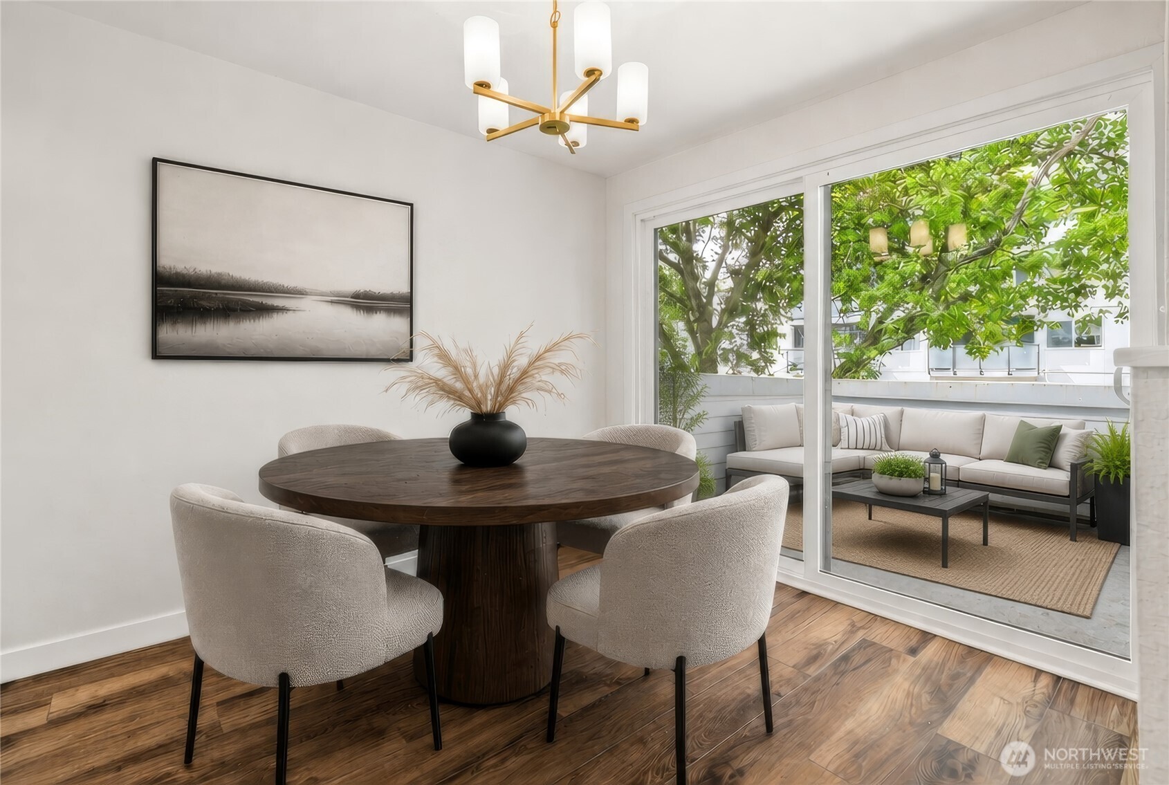 3710 26th Place W Seattle WA 98199
