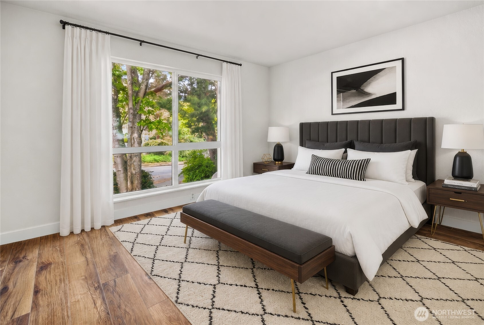 3710 26th Place W Seattle WA 98199