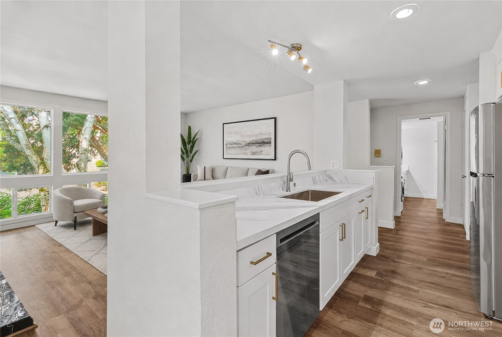 3710 26th Place W Seattle WA 98199