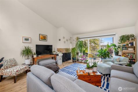 2949 76th Avenue SE Mercer Island WA 98040