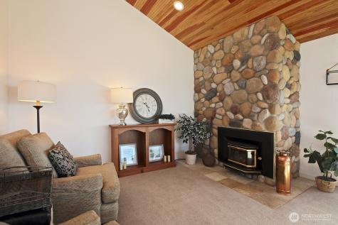 816 Old Beach Road Freeland WA 98249