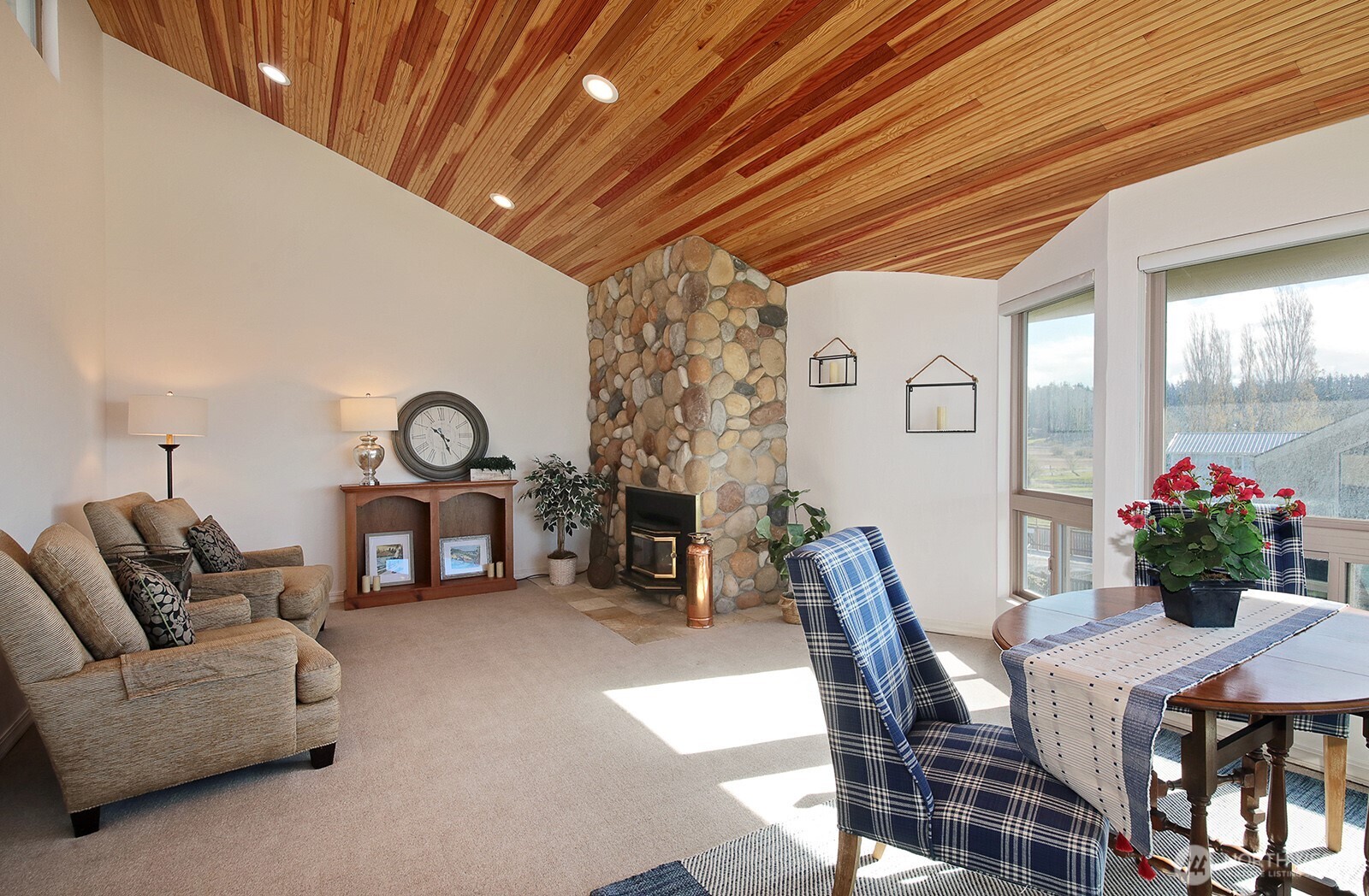 816 Old Beach Road Freeland WA 98249