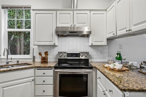 9834 NE 130th Place Kirkland WA 98034