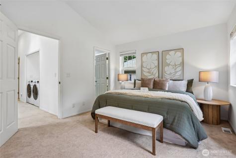 9834 NE 130th Place Kirkland WA 98034