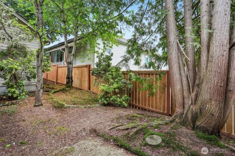 9834 NE 130th Place Kirkland WA 98034