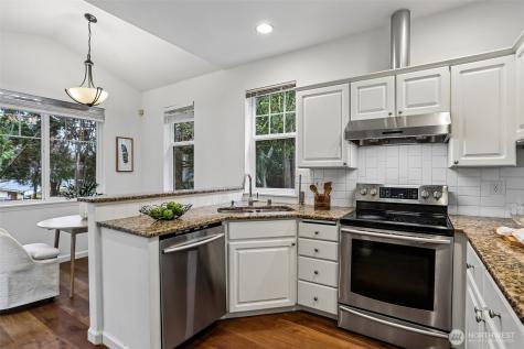 9834 NE 130th Place Kirkland WA 98034