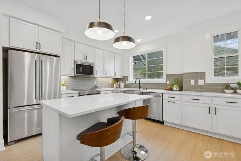 2010 SE 12th Street North Bend WA 98045