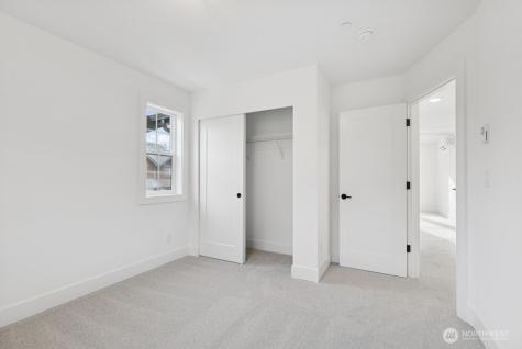 2010 SE 12th Street North Bend WA 98045