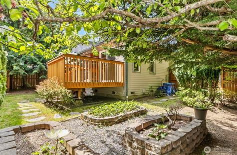 9524 2nd Street SE Lake Stevens WA 98258