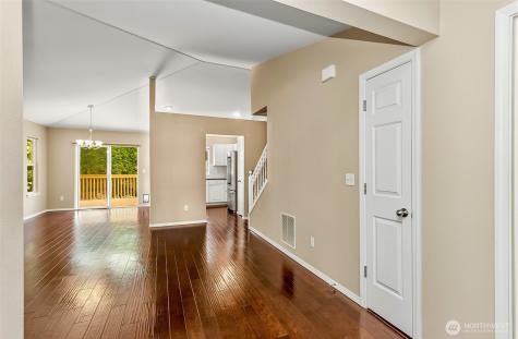 9524 2nd Street SE Lake Stevens WA 98258