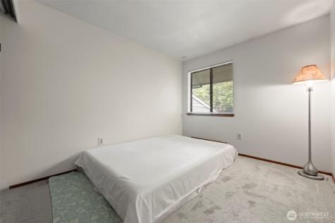 13227 SE 256th Street Kent WA 98042