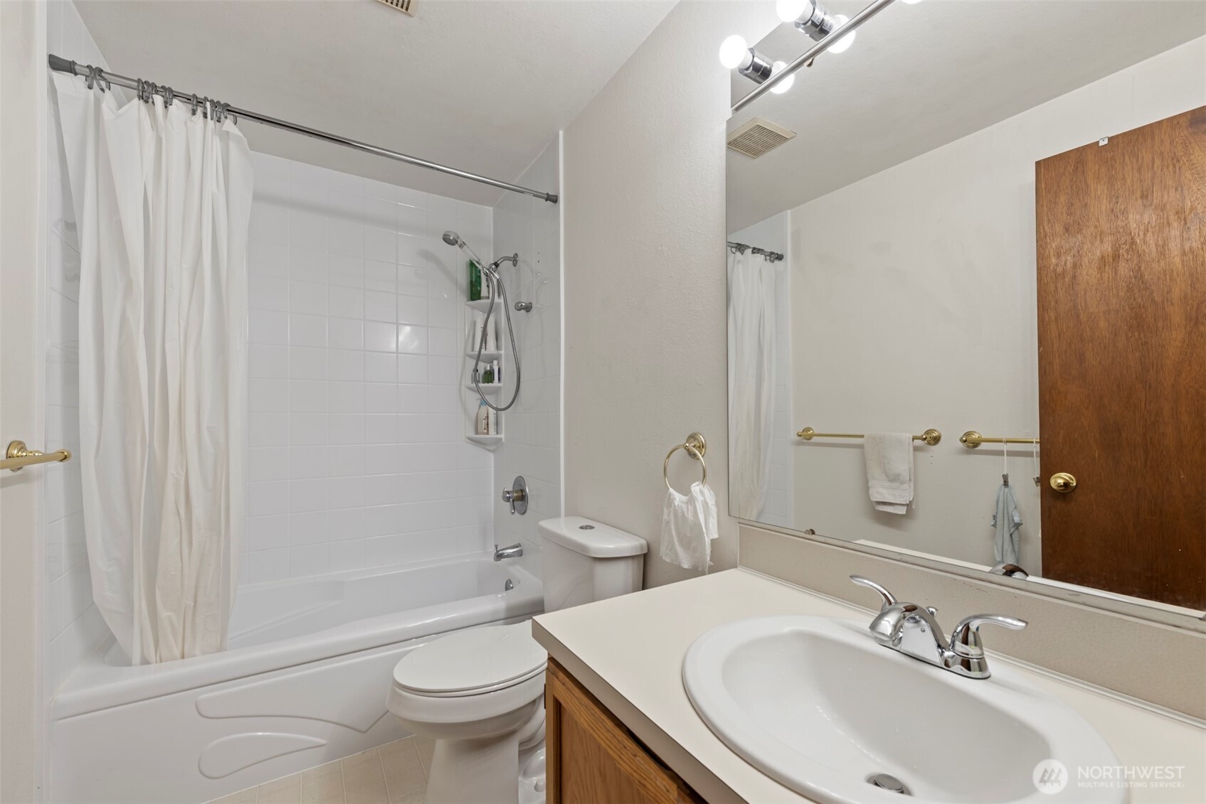 13227 SE 256th Street Kent WA 98042