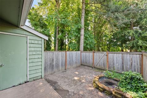 13227 SE 256th Street Kent WA 98042
