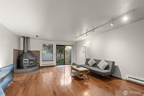 13227 SE 256th Street Kent WA 98042