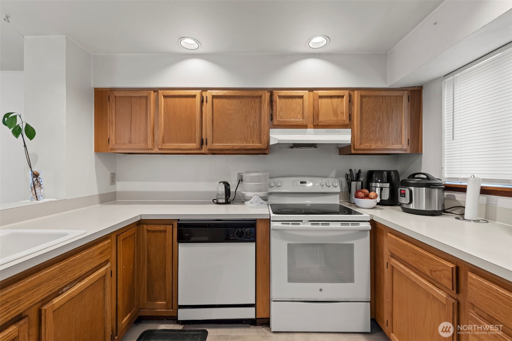 13227 SE 256th Street Kent WA 98042