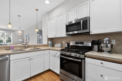 10901 124th Avenue NE Kirkland WA 98033