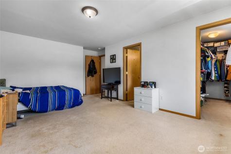 18211 58th Street Ct E Lake Tapps WA 98391