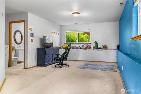 18211 58th Street Ct E Lake Tapps WA 98391