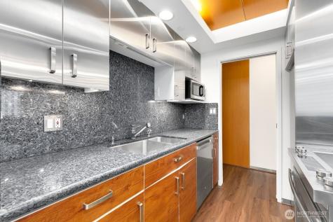 2201 3rd Avenue Seattle WA 98121