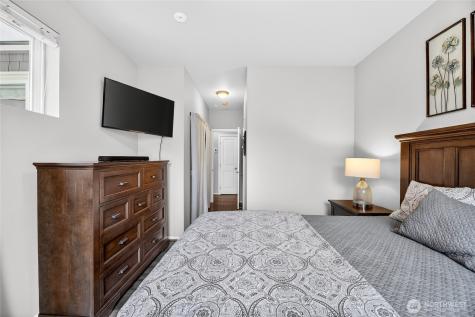 503 225th Lane NE Sammamish WA 98074