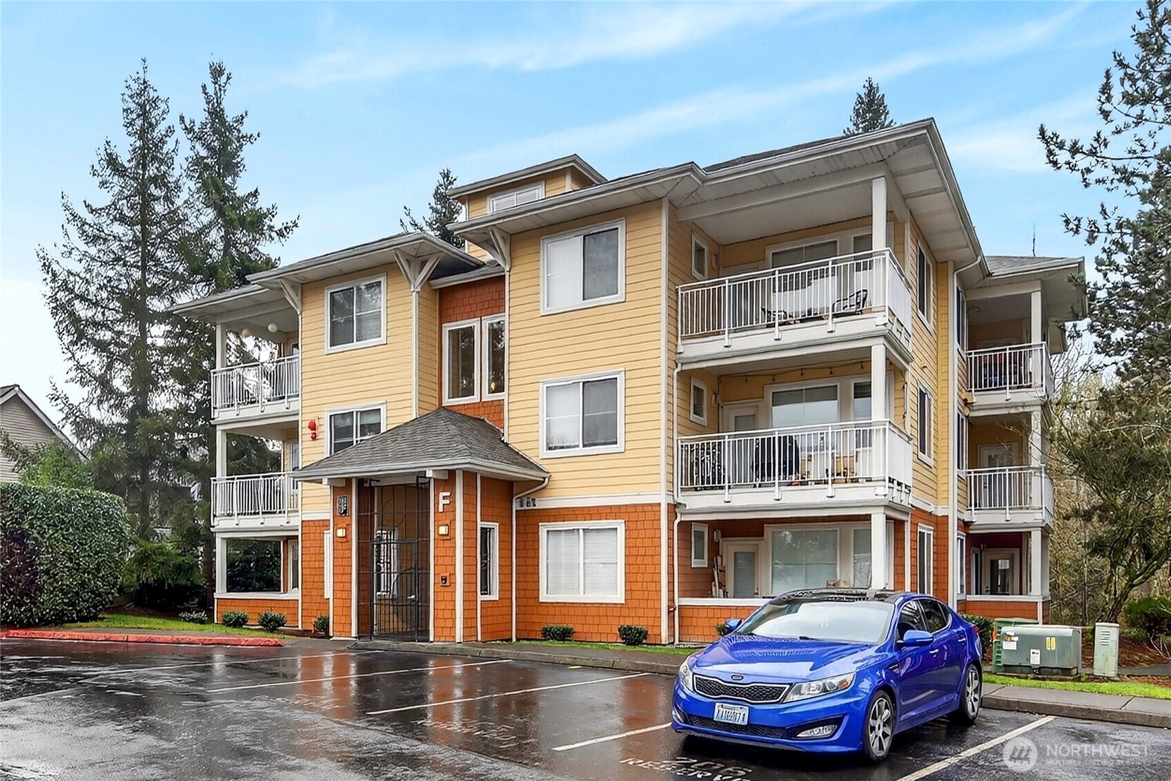 503 225th Lane NE Sammamish WA 98074