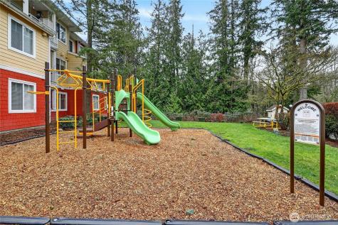 503 225th Lane NE Sammamish WA 98074
