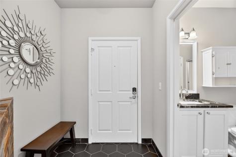 503 225th Lane NE Sammamish WA 98074