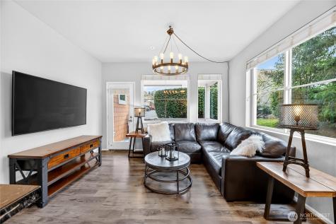 503 225th Lane NE Sammamish WA 98074