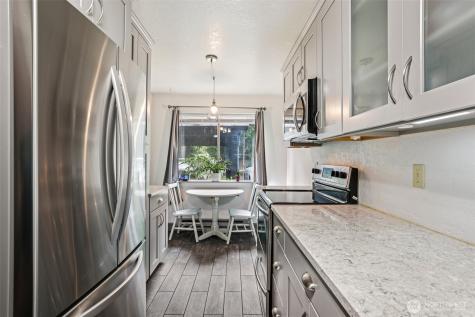 280 NW Newport Way Issaquah WA 98027