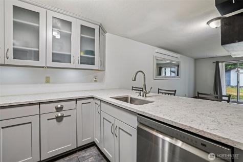 280 NW Newport Way Issaquah WA 98027