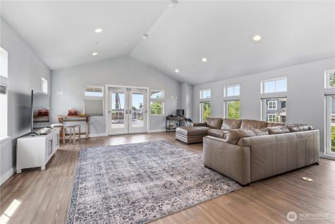 22729 SE 14th Court Sammamish WA 98075