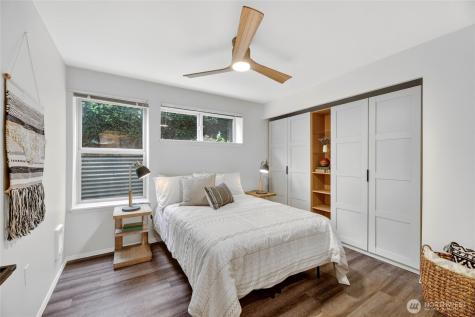4457 44th Avenue SW Seattle WA 98116