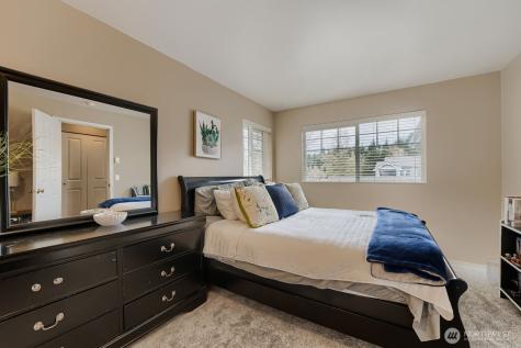 15150 140th Way SE Renton WA 98058
