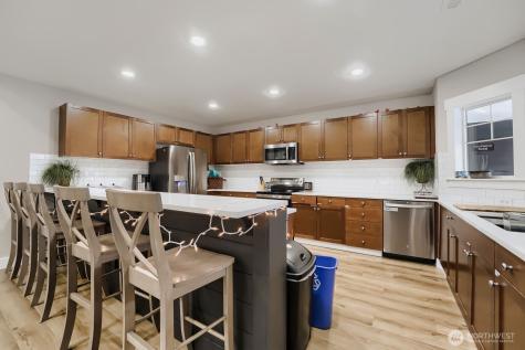 15150 140th Way SE Renton WA 98058