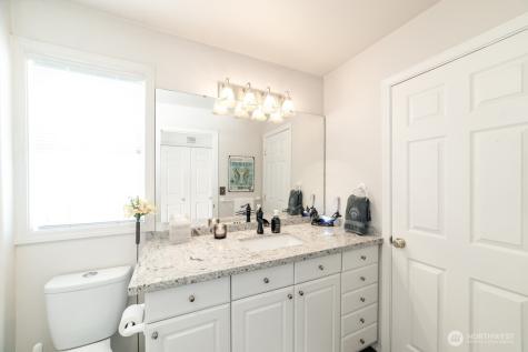 2443 55th Avenue SW Seattle WA 98116