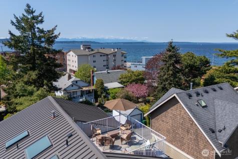 2443 55th Avenue SW Seattle WA 98116