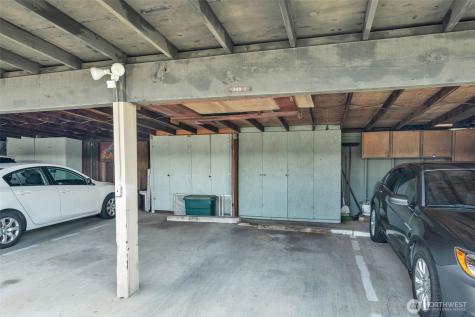 348 7th Place SE Puyallup WA 98372