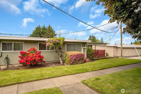 348 7th Place SE Puyallup WA 98372