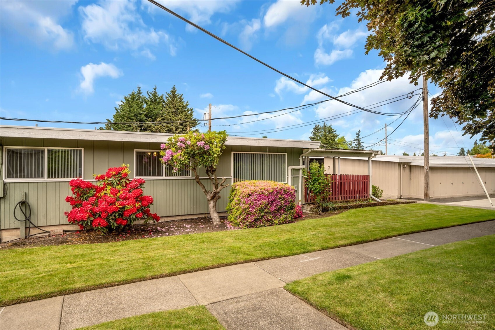 348 7th Place SE Puyallup WA 98372