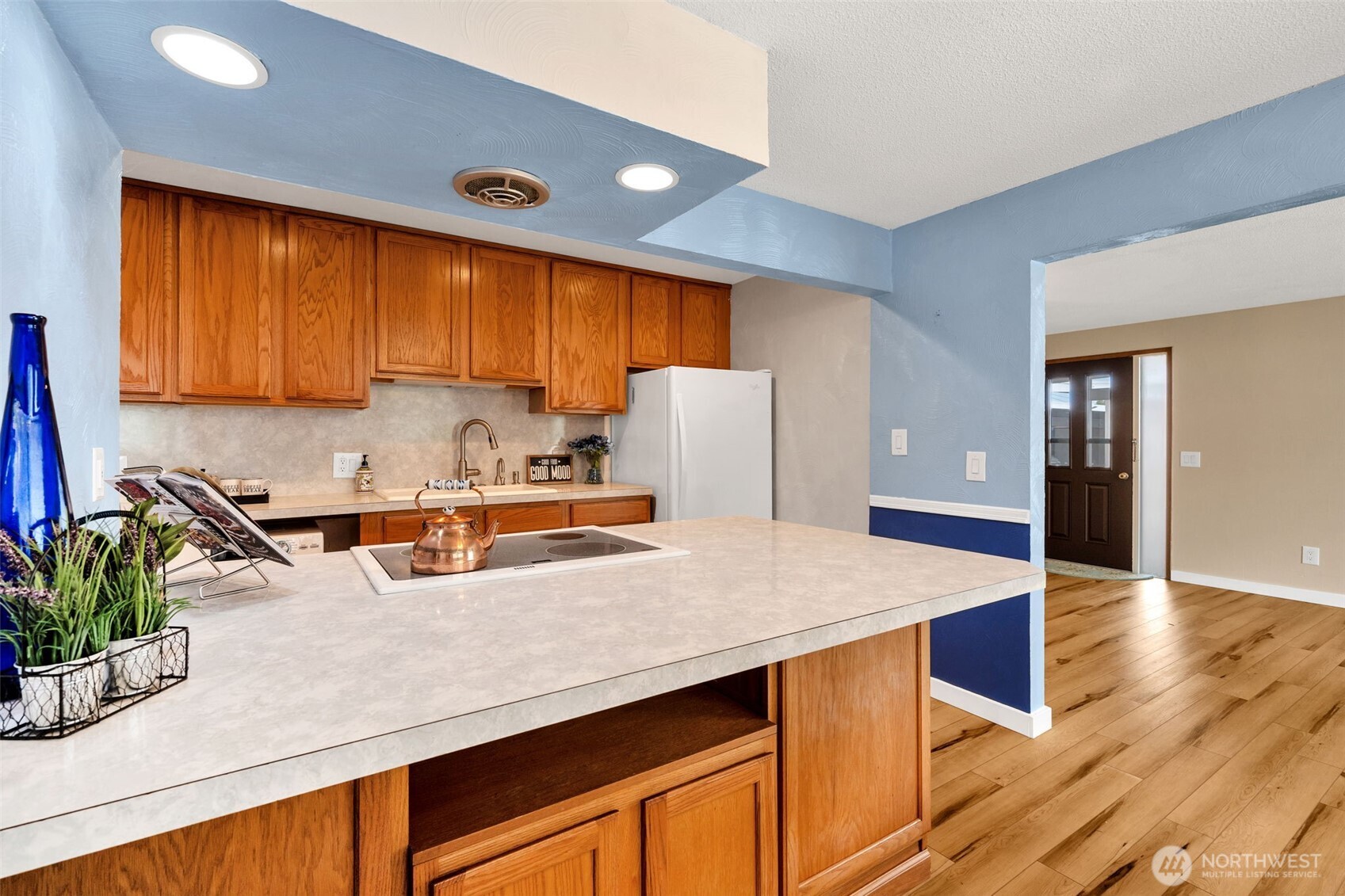 348 7th Place SE Puyallup WA 98372
