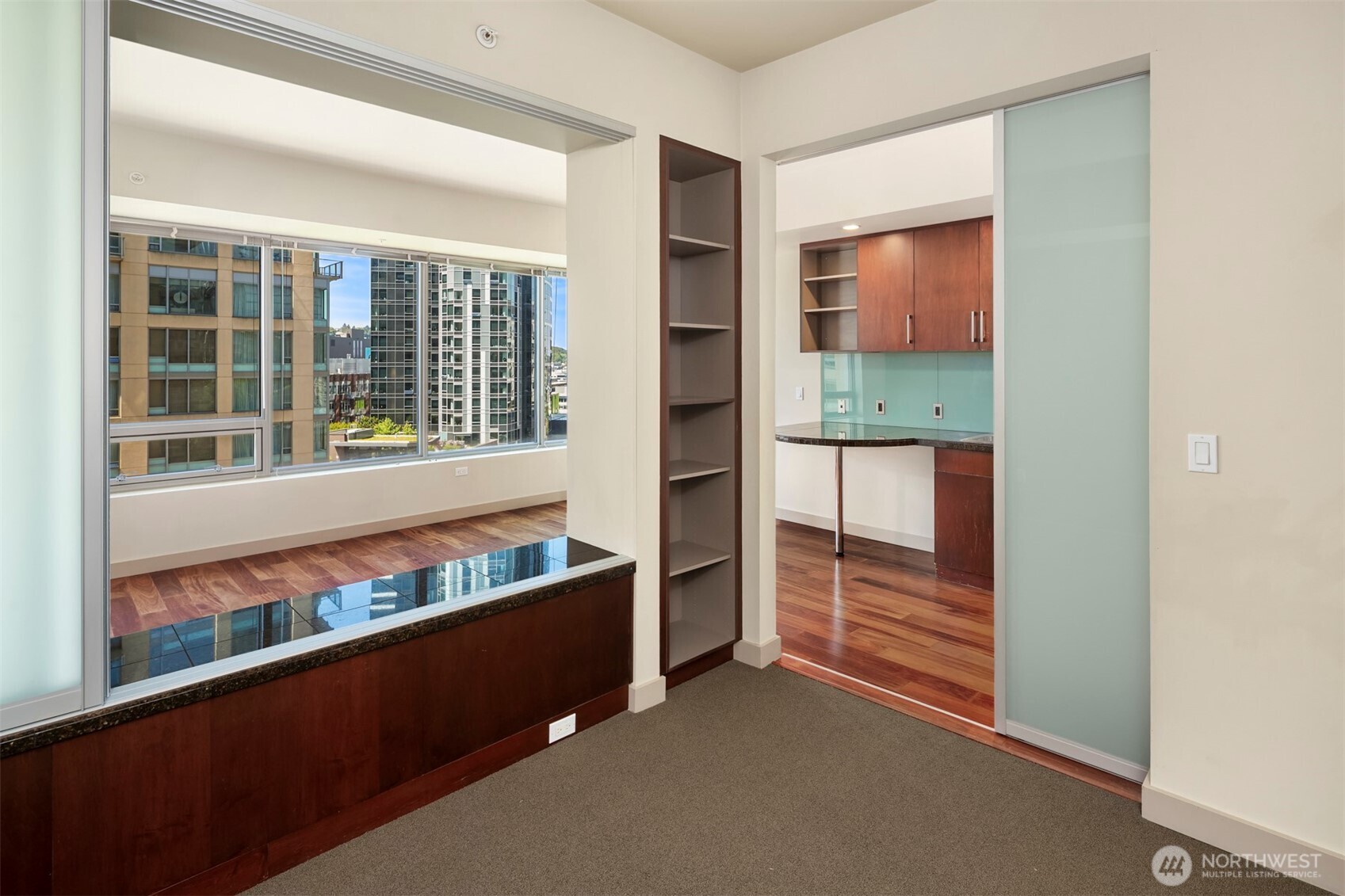 910 Lenora Street Seattle WA 98121