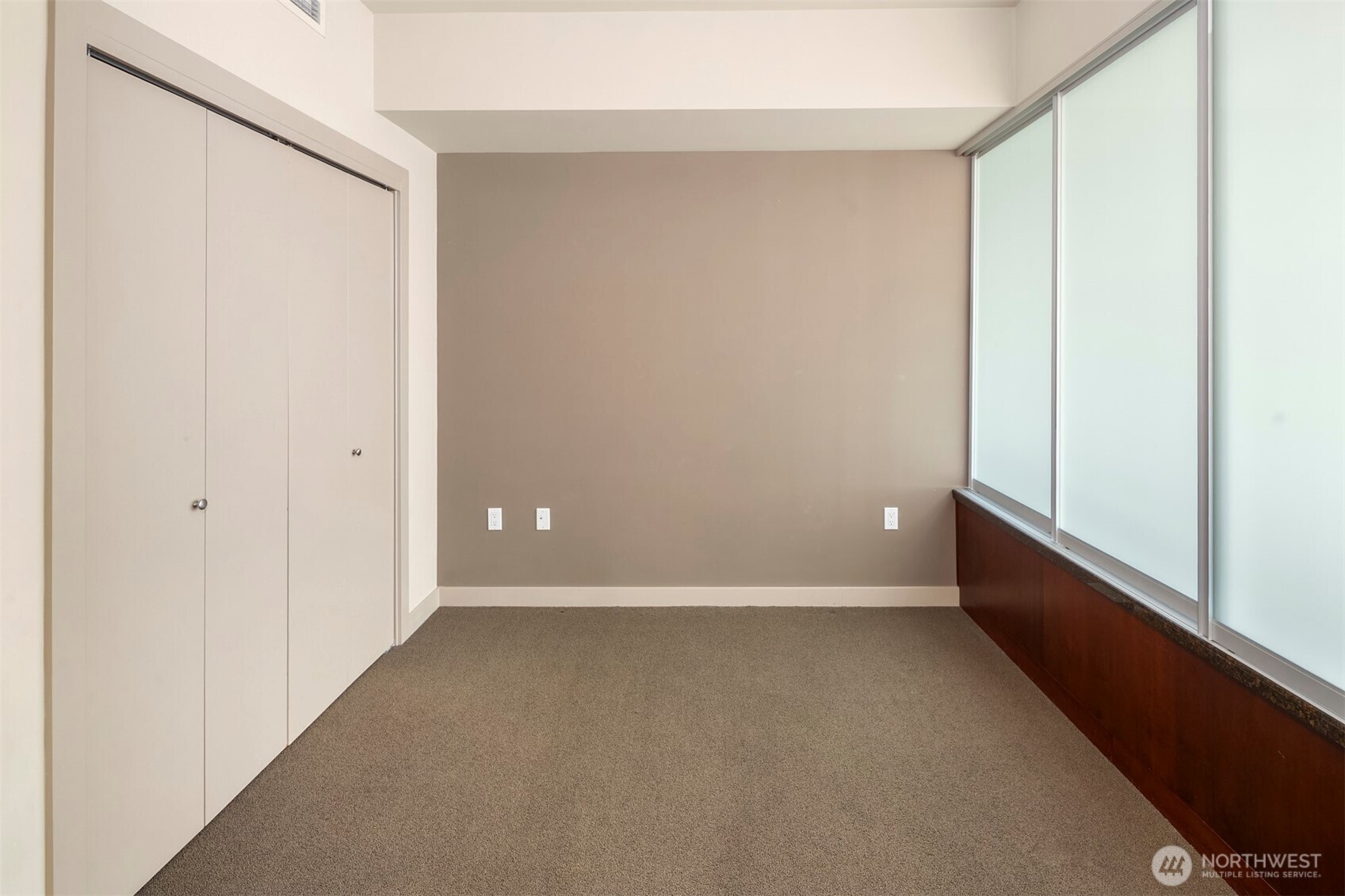 910 Lenora Street Seattle WA 98121