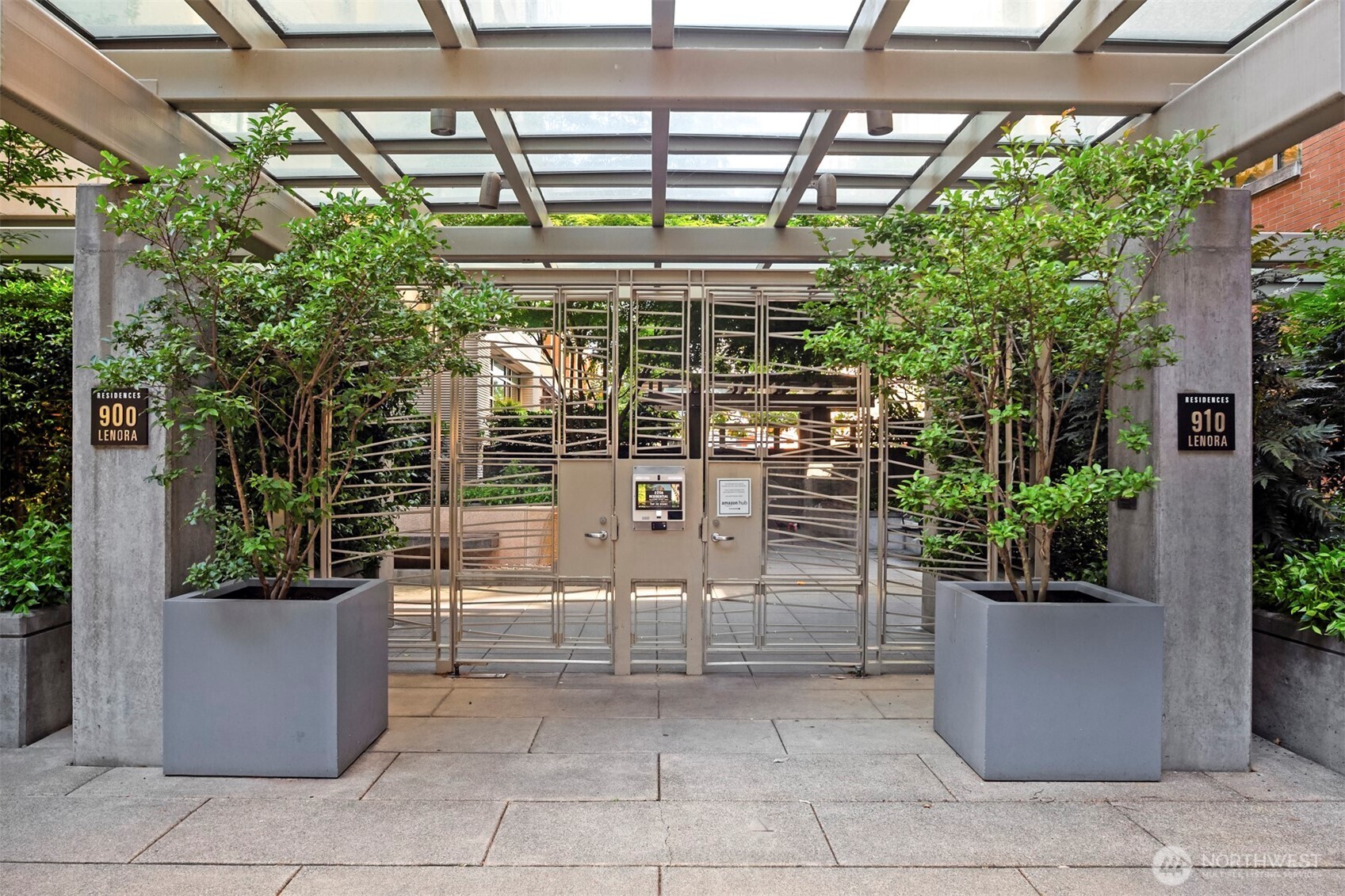 910 Lenora Street Seattle WA 98121