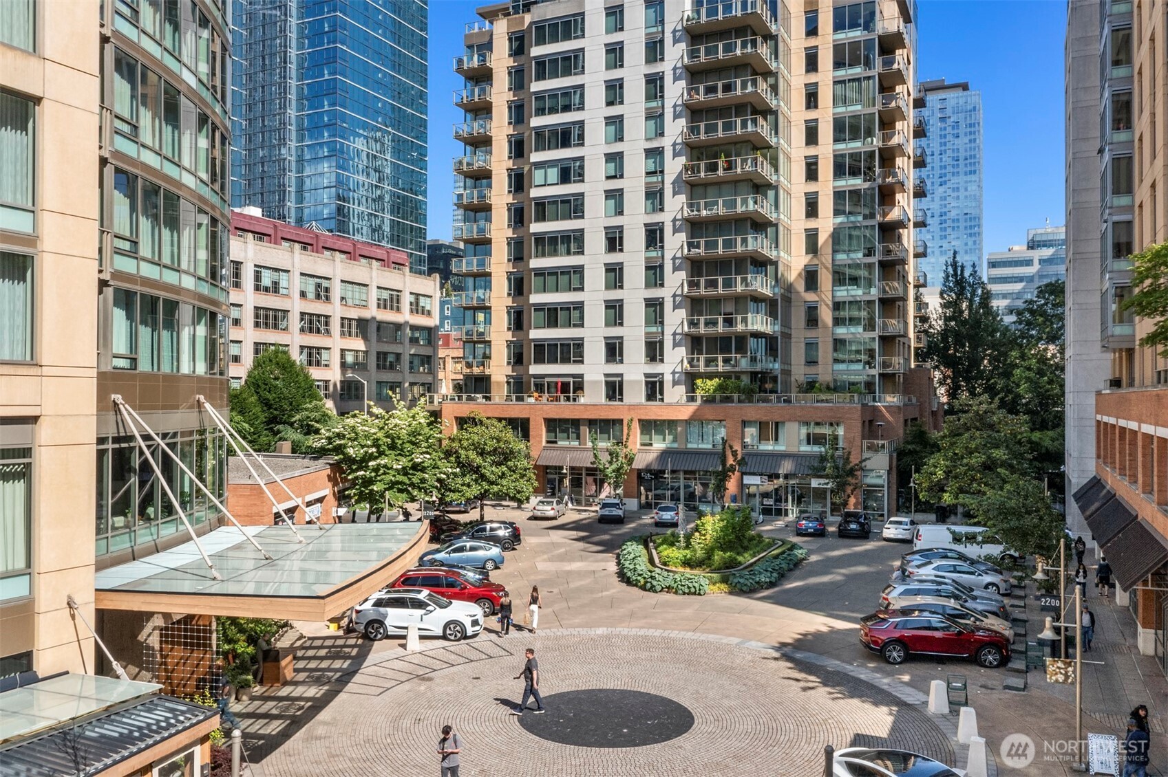 910 Lenora Street Seattle WA 98121