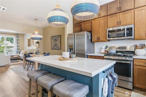1928 112th Place SE Everett WA 98208
