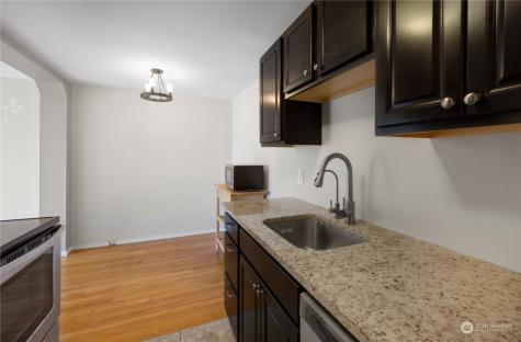 919 2nd Avenue W Seattle WA 98119