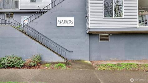 9200 Greenwood Avenue N Seattle WA 98103
