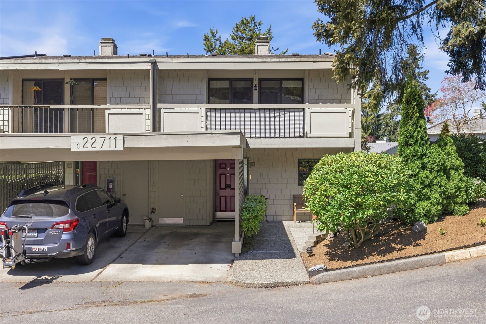 22711 Lakeview Drive Mountlake Terrace WA 98043