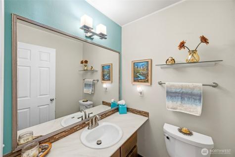 22711 Lakeview Drive Mountlake Terrace WA 98043