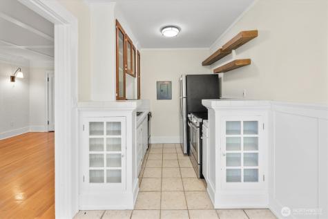 1640 18th Avenue Seattle WA 98122